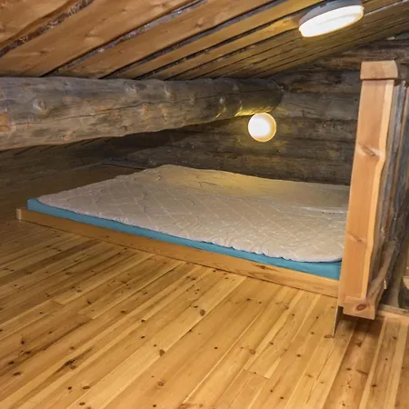 Nousujohde C1 By Interhome